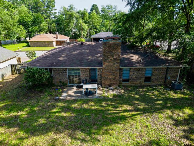 2505 Merry Ln, Tyler, TX 75701