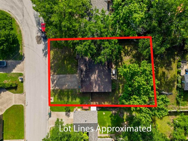 2505 Merry Ln, Tyler, TX 75701
