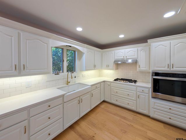 2505 Merry Ln, Tyler, TX 75701