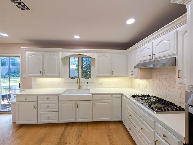 2505 Merry Ln, Tyler, TX 75701