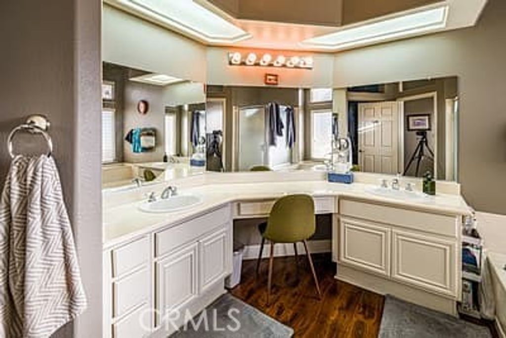 Image 16 of property listing at 1796 Cashew Tree, Hemet, CA 92545