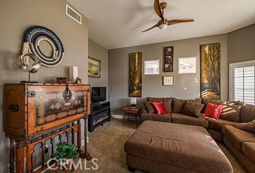 Image 7 of property listing at 1796 Cashew Tree, Hemet, CA 92545