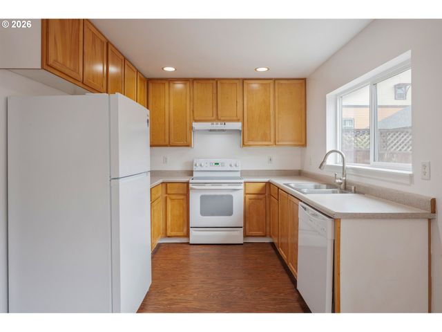 3063 W 15TH Ave, Eugene, OR 97402