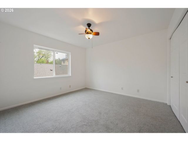 3063 W 15TH Ave, Eugene, OR 97402