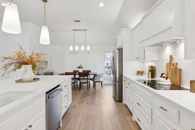 5829 Lakeside Drive, Fort Worth, TX 76179