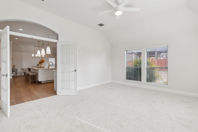 5829 Lakeside Drive, Fort Worth, TX 76179