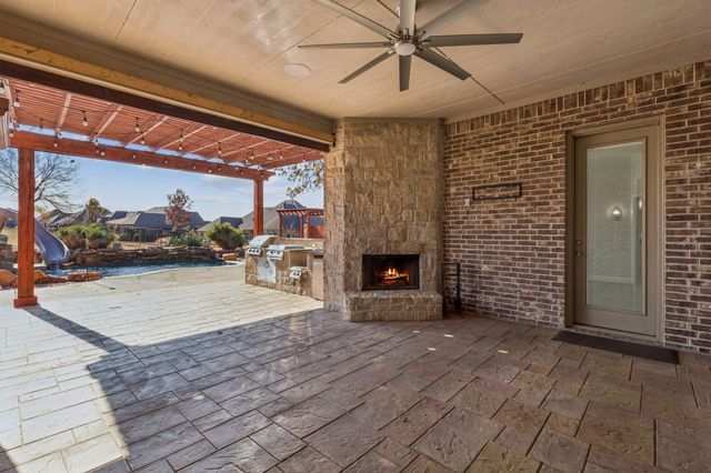 5829 Lakeside Drive, Fort Worth, TX 76179