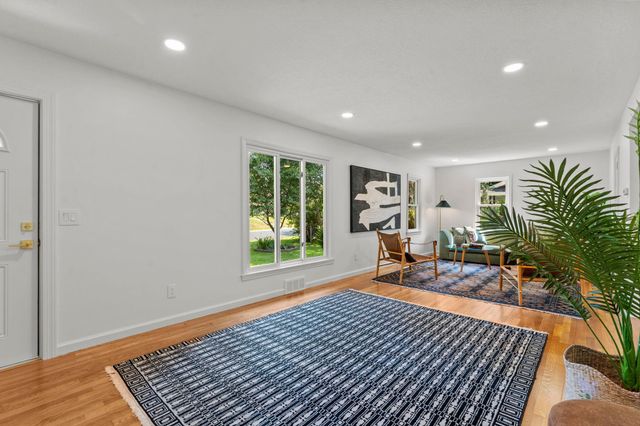 2508 27th Avenue NE, Saint Anthony, MN 55418