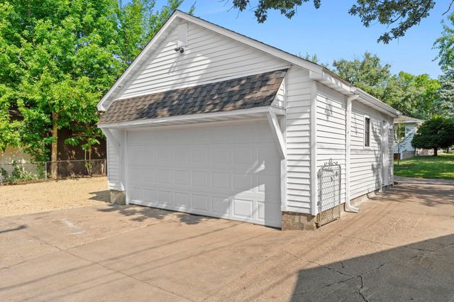 2508 27th Avenue NE, Saint Anthony, MN 55418
