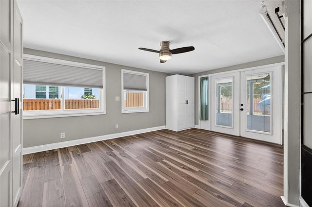 1674 34TH AVENUE N, St Petersburg, FL 33713