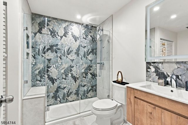 260 Main St 218, Little Falls Twp., NJ 07424