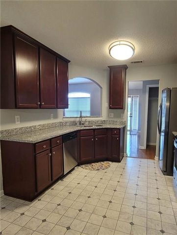 115 Sanders Walk, Mcdonough, GA 30252