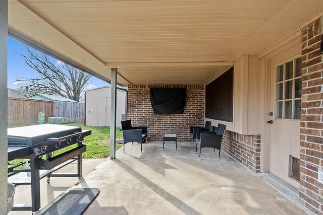 1314 Wexford Drive, Deer Park, TX 77536