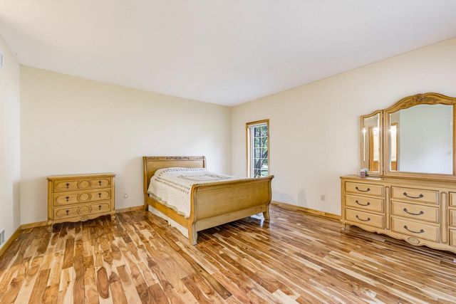 19835 Avondale DRIVE, Brookfield, WI 53045