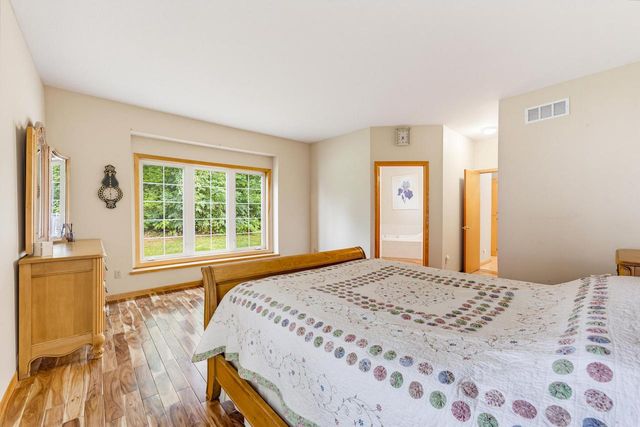 19835 Avondale DRIVE, Brookfield, WI 53045