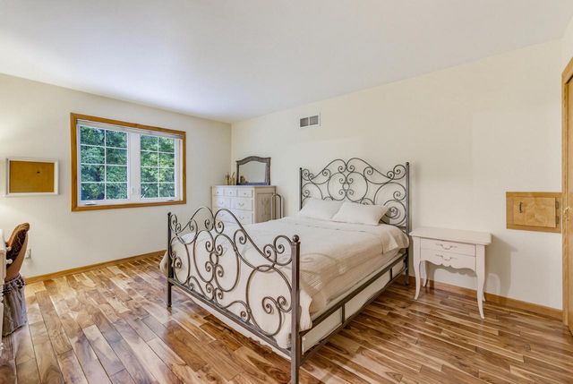 19835 Avondale DRIVE, Brookfield, WI 53045