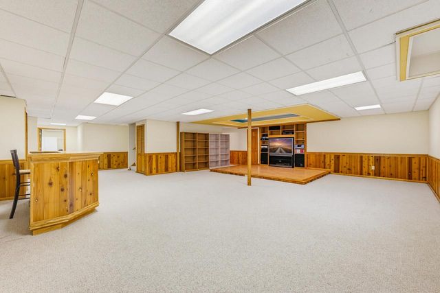 19835 Avondale DRIVE, Brookfield, WI 53045