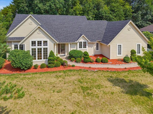 19835 Avondale DRIVE, Brookfield, WI 53045