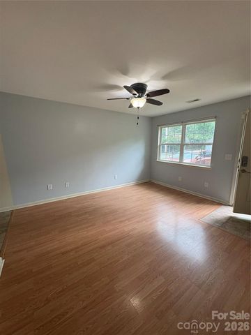 3931 Durham Lane, Charlotte, NC 28269