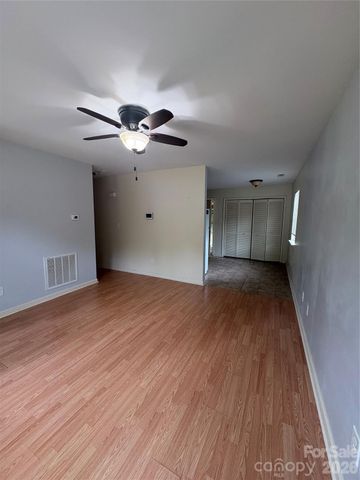 3931 Durham Lane, Charlotte, NC 28269