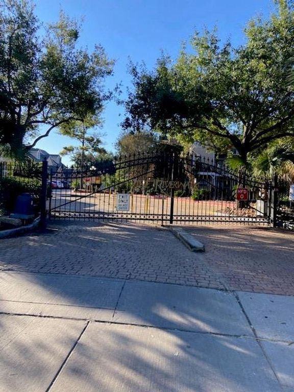 2300 Old Spanish Trail 1035, Houston, TX 77054