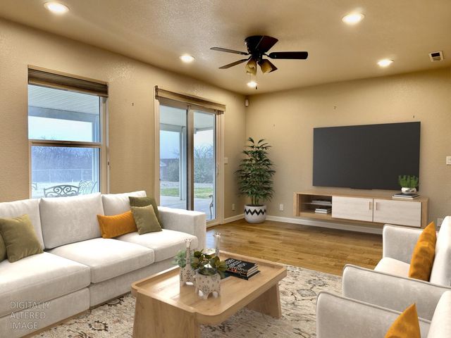 655 Saddleback Dr, Marysville, CA 95901