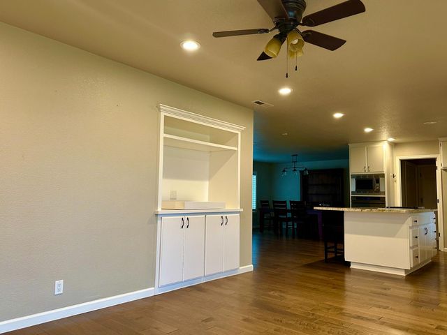 655 Saddleback Dr, Marysville, CA 95901