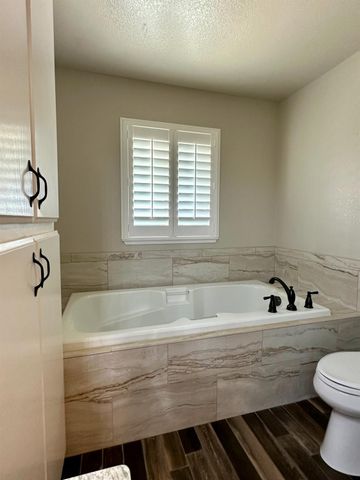 655 Saddleback Dr, Marysville, CA 95901