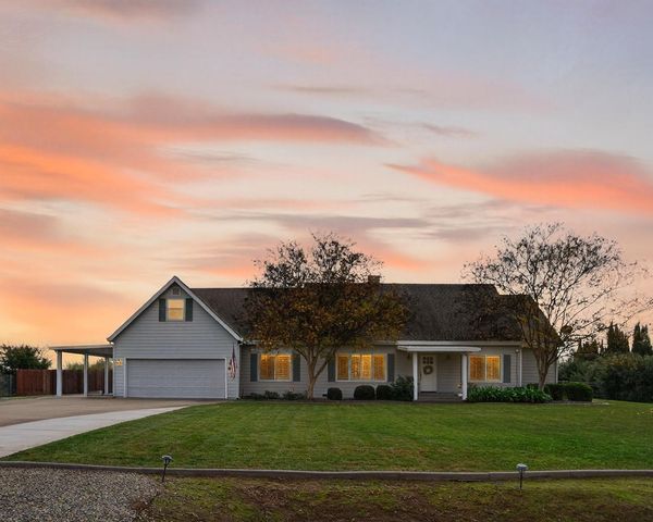 655 Saddleback Dr, Marysville, CA 95901