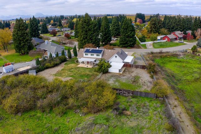 655 Saddleback Dr, Marysville, CA 95901