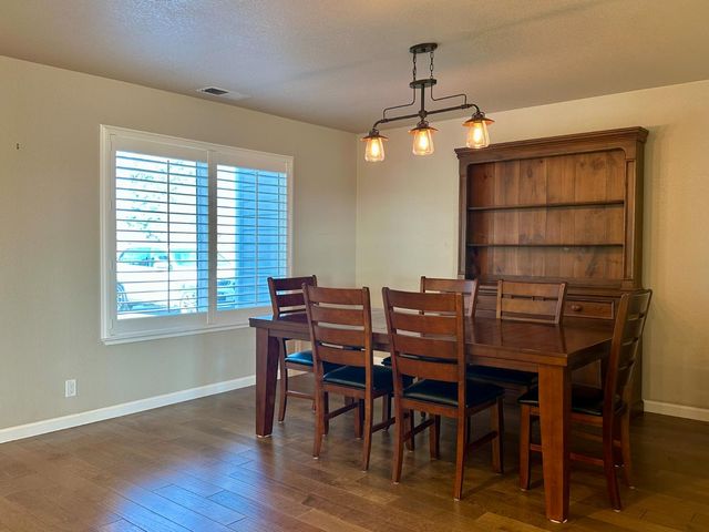 655 Saddleback Dr, Marysville, CA 95901