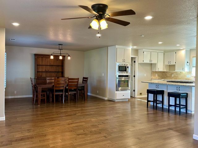 655 Saddleback Dr, Marysville, CA 95901