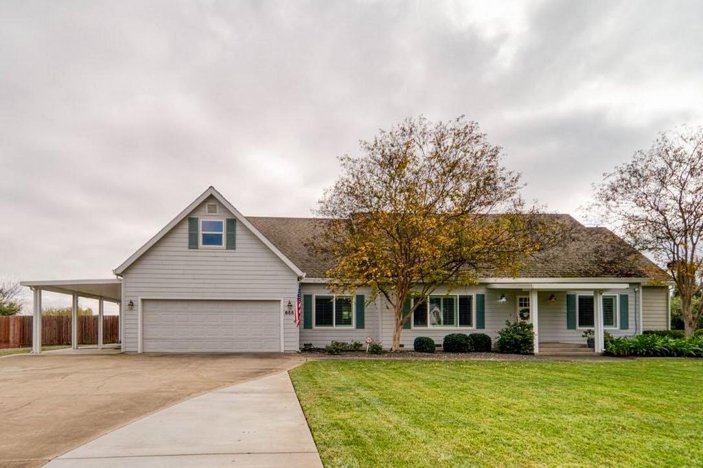 655 Saddleback Dr, Marysville, CA 95901