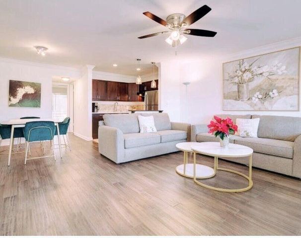 134 Berkshire F, West Palm Beach, FL 33417