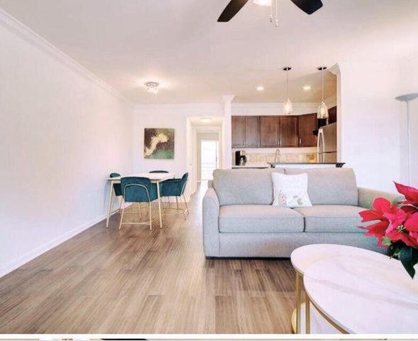 134 Berkshire F, West Palm Beach, FL 33417