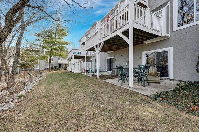 13800 W 58th Terrace, Shawnee, KS 66216