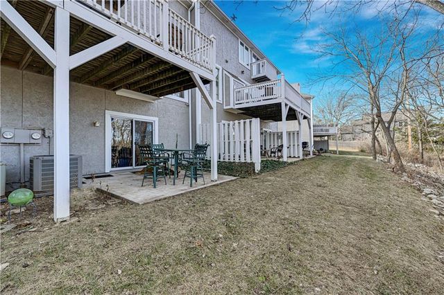 13800 W 58th Terrace, Shawnee, KS 66216