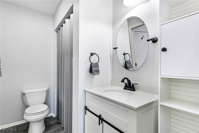 5755 Foxlake DR G, North Fort Myers, FL 33917