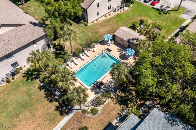 5755 Foxlake DR G, North Fort Myers, FL 33917