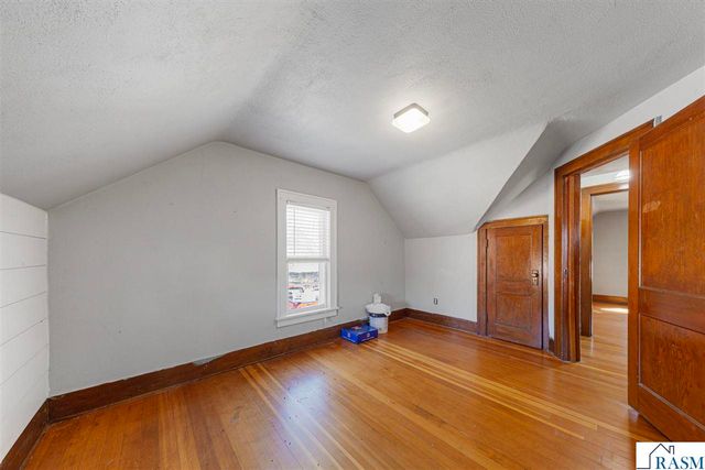 57177 Juniper Road, Good Thunder, MN 56037