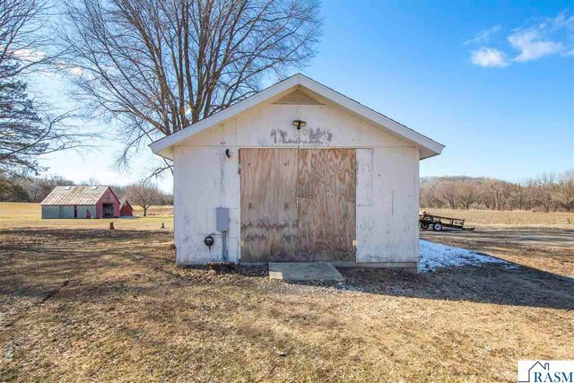 57177 Juniper Road, Good Thunder, MN 56037