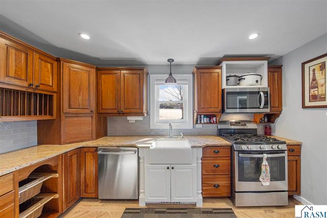 57177 Juniper Road, Good Thunder, MN 56037