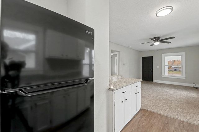 821 N Taylor St, El Dorado, KS 67042