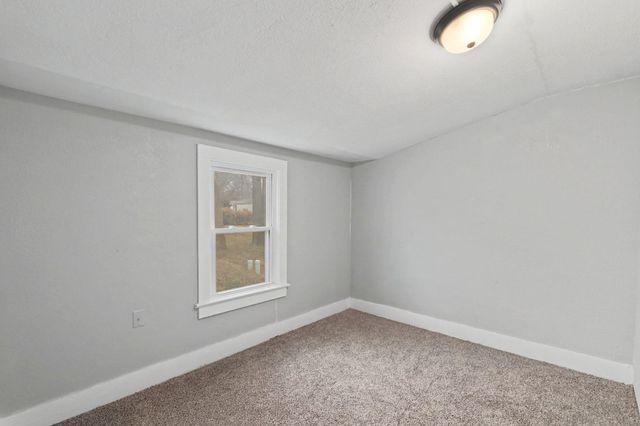 821 N Taylor St, El Dorado, KS 67042