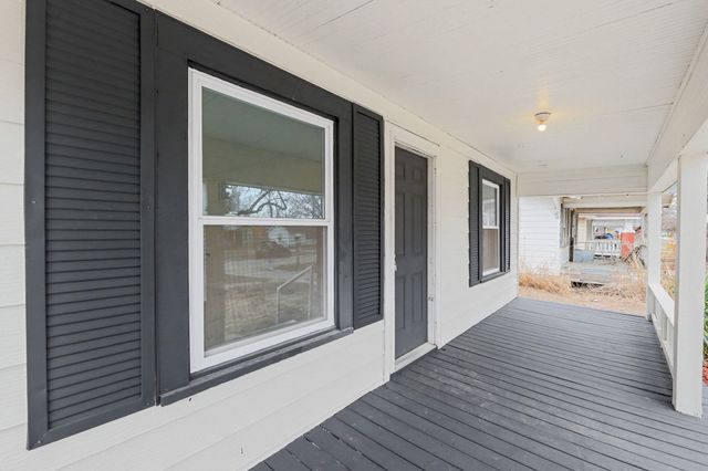 821 N Taylor St, El Dorado, KS 67042