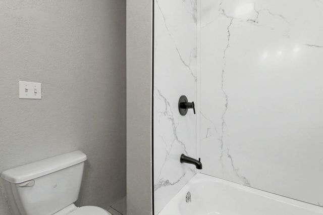 821 N Taylor St, El Dorado, KS 67042