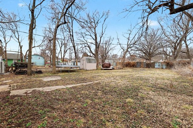 821 N Taylor St, El Dorado, KS 67042