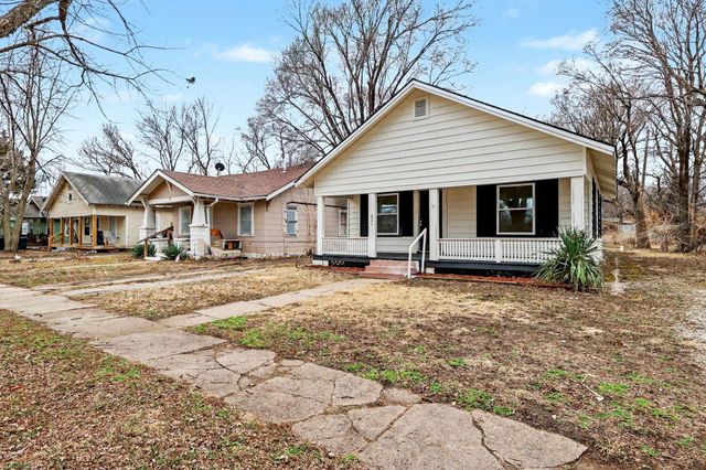 821 N Taylor St, El Dorado, KS 67042