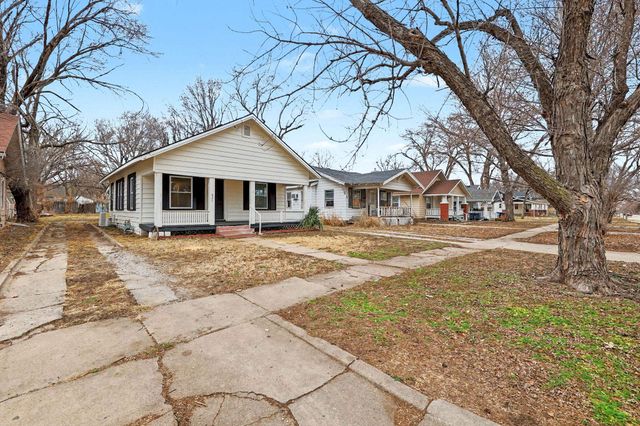 821 N Taylor St, El Dorado, KS 67042