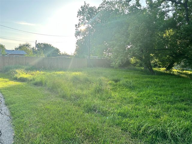 1005 Dakota Street, South Houston, TX 77587